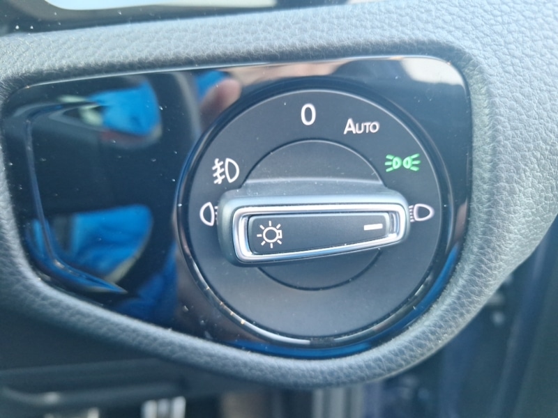 Used Volkswagen Golf 2018 for sale - 77105230: Photo 18