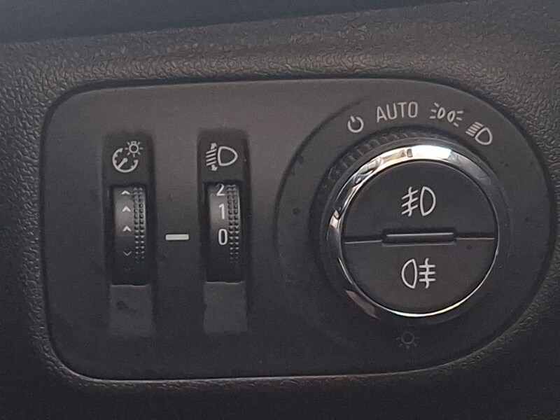 Used Vauxhall Corsa 2018 for sale - 77933161: Photo 19