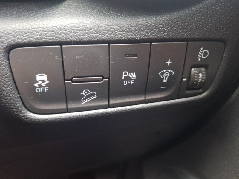 Used Hyundai KONA 2021 for sale - 77352300: Photo 17