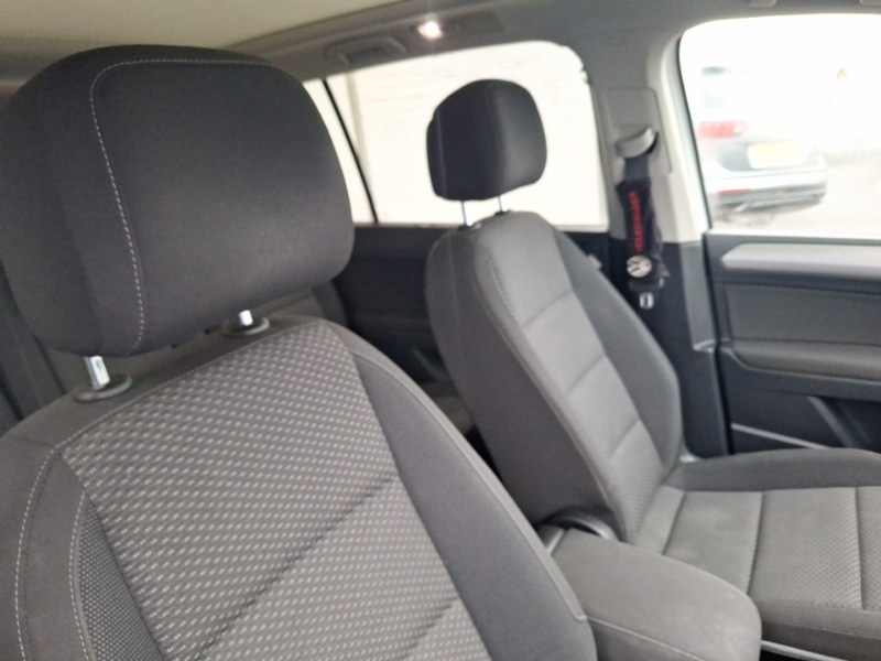 Used Volkswagen Touran 2018 for sale - 77439327: Photo 12