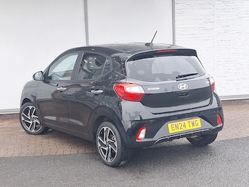 Used Hyundai i10 2024 for sale - 76195770: Photo 3