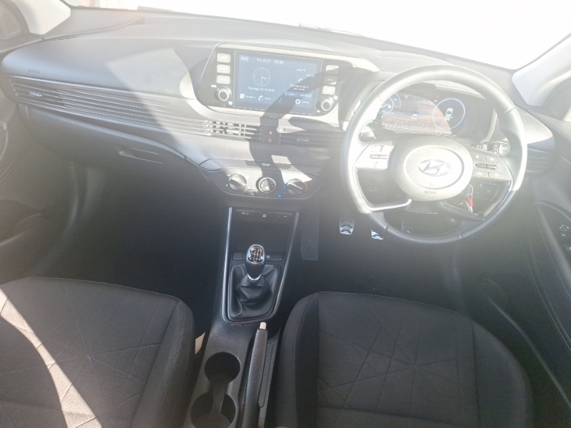 Used Hyundai BAYON 2021 for sale - 76358957: Photo 2