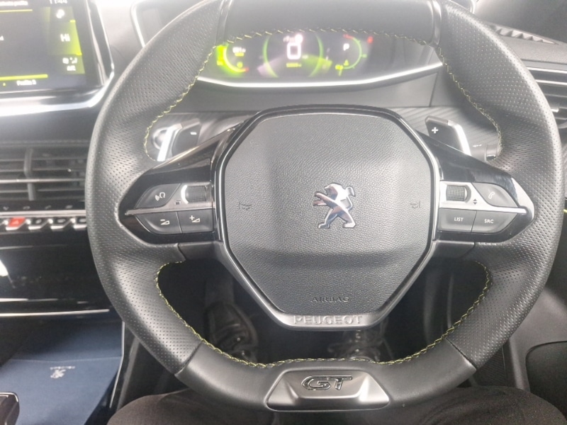 Used Peugeot 2008 2020 for sale - 76543305: Photo 2