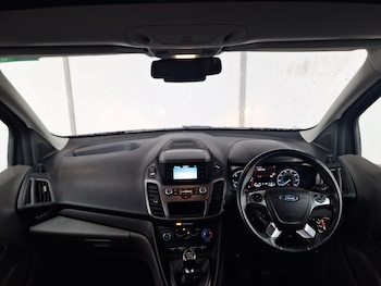 Used Ford Grand Tourneo Connect 2020 for sale - 77418803: Photo