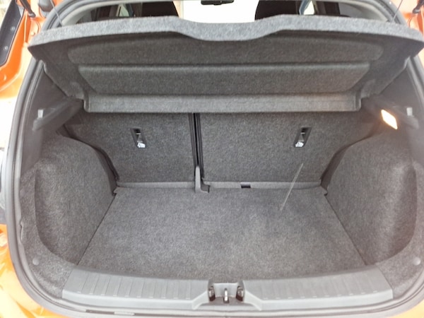 Used Nissan Micra 2019 for sale - 76213548: Photo 8