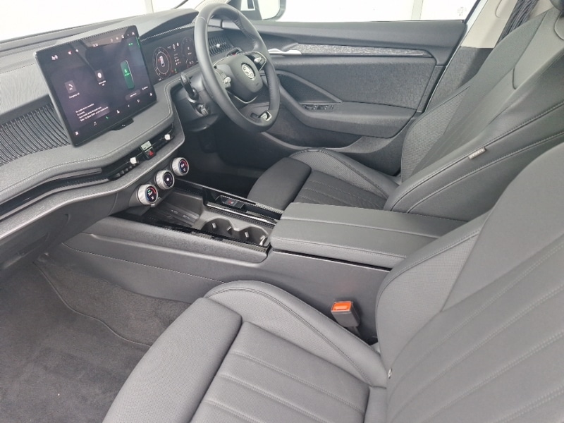 Used Skoda Superb 2024 for sale - 77078225: Photo 5