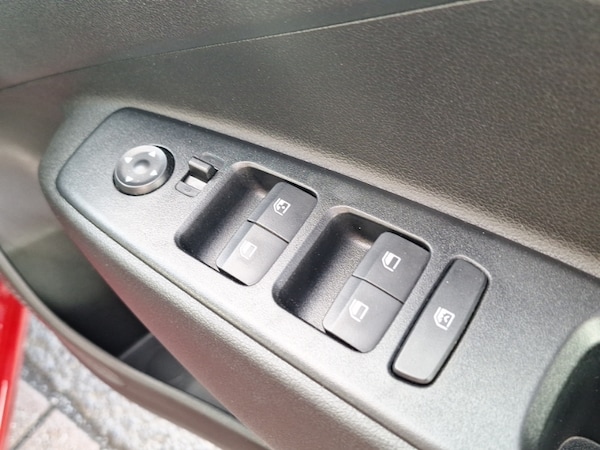 Used Hyundai i10 2023 for sale - 76230032: Photo 12