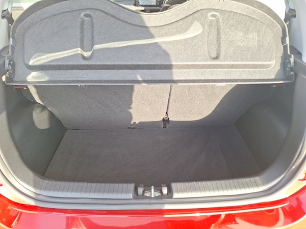 Used Hyundai i10 2023 for sale - 76230032: Photo 8
