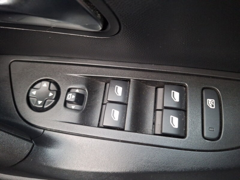 Used Peugeot 2008 2022 for sale - 77433463: Photo 18