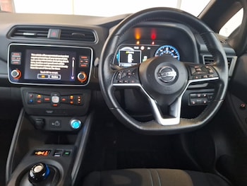 Used Nissan Leaf 2020 for sale - 77039241: Photo