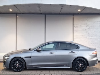 Used Jaguar XE 2019 for sale - 78473974: Photo