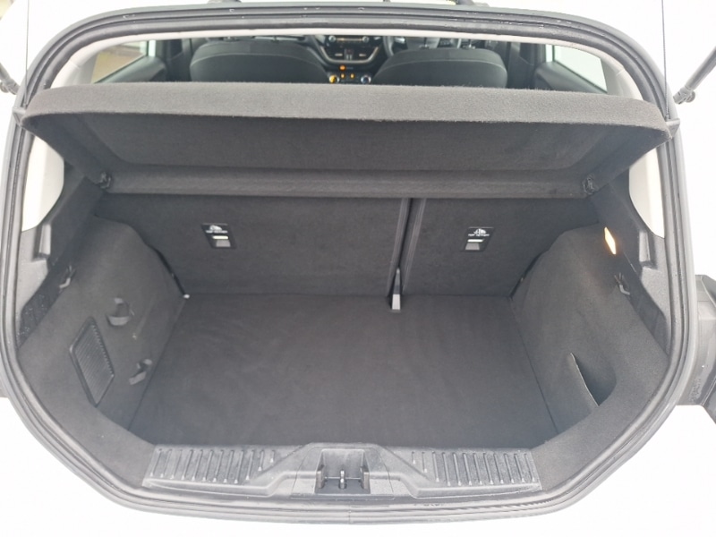 Used Ford Fiesta 2019 for sale - 76707802: Photo 8