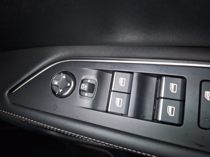 Used Peugeot 5008 2023 for sale - 76970191: Photo 17