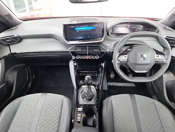 Used Peugeot 2008 2024 for sale - 78617128: Photo
