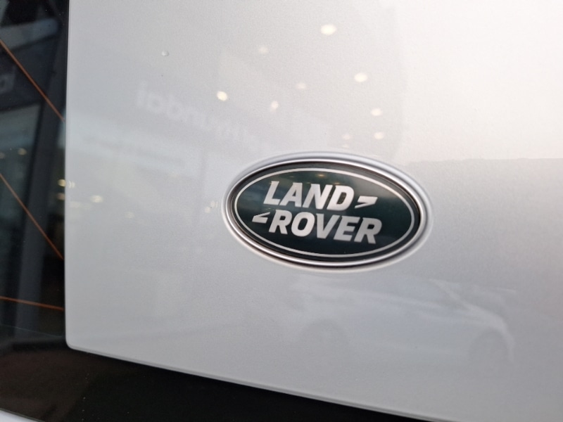 Used Land Rover Defender 2021 for sale - 77228863: Photo 12