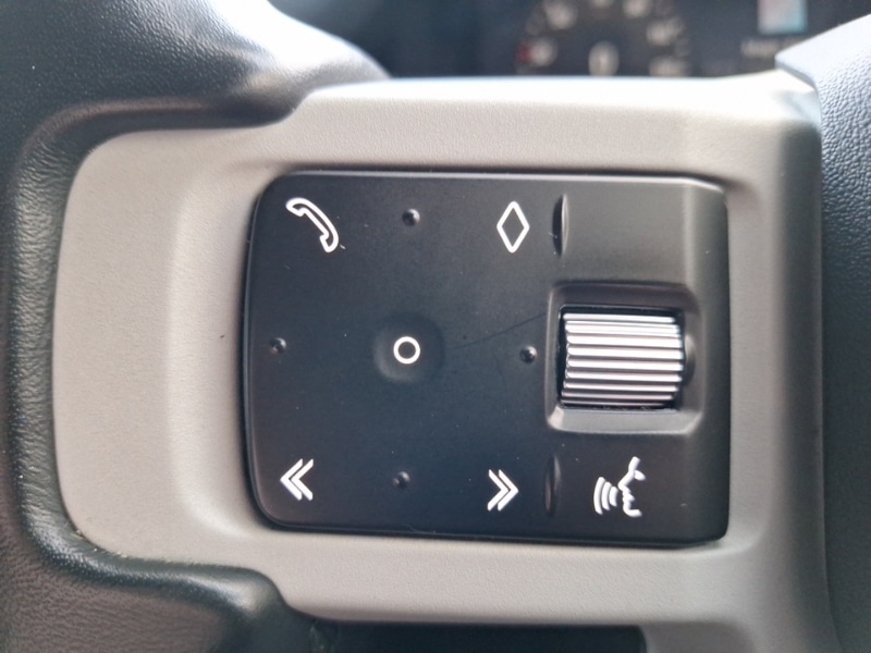 Used Land Rover Defender 2021 for sale - 77228863: Photo 16