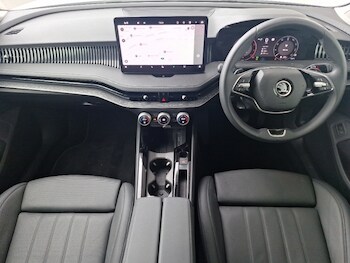 Used Skoda Superb 2024 for sale - 77028437: Photo