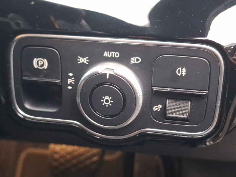 Used Mercedes-Benz A-Class 2019 for sale - 77034775: Photo 13