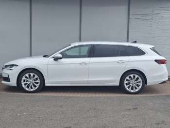 Used Skoda Superb 2024 for sale - 75073044: Photo
