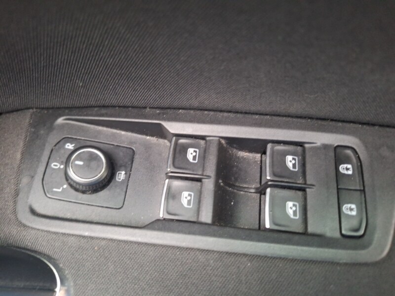 Used Volkswagen Touran 2018 for sale - 77034779: Photo 13