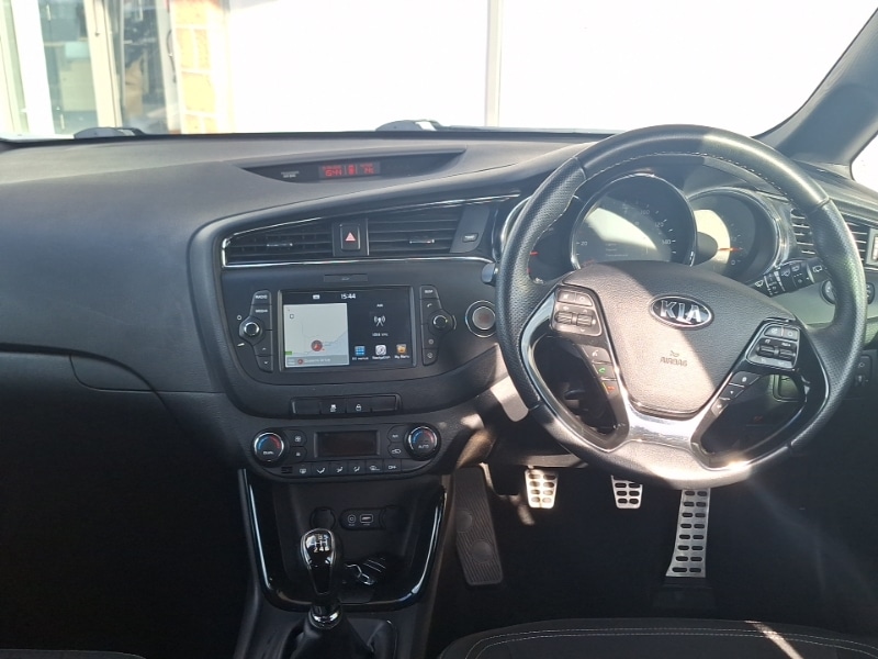 Used Kia Ceed 2018 for sale - 77956686: Photo 2