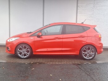 Used Ford Fiesta 2021 for sale - 76618999: Photo