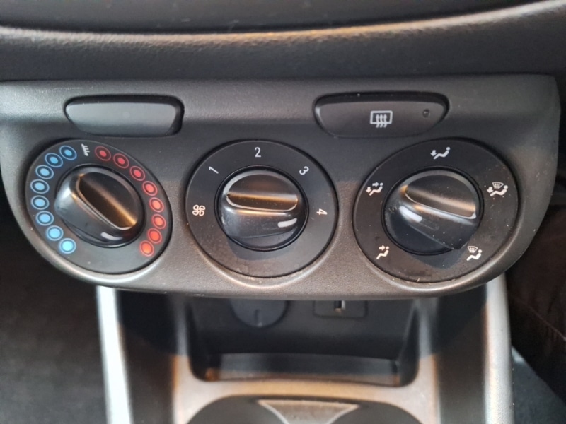 Used Vauxhall Corsa 2016 for sale - 77595989: Photo 14