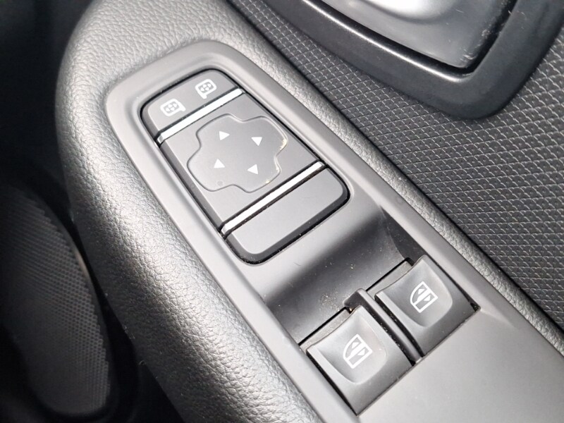 Used Renault Clio 2018 for sale - 77004521: Photo 19