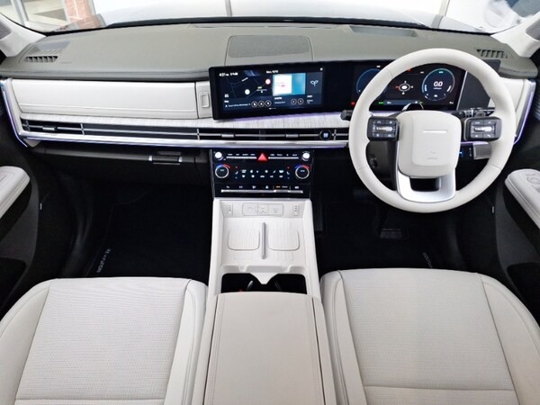 Used Hyundai Santa Fe 2025 for sale - 76258204: Photo 2