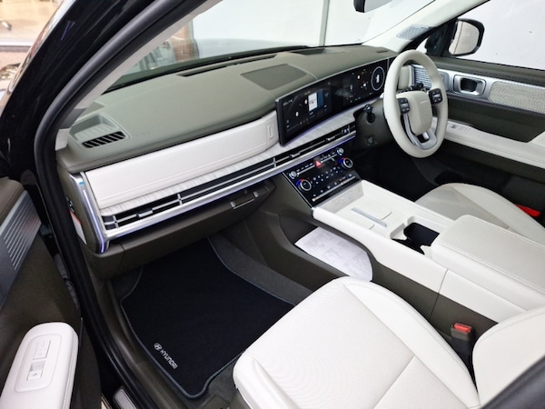 Used Hyundai Santa Fe 2025 for sale - 76258204: Photo 5