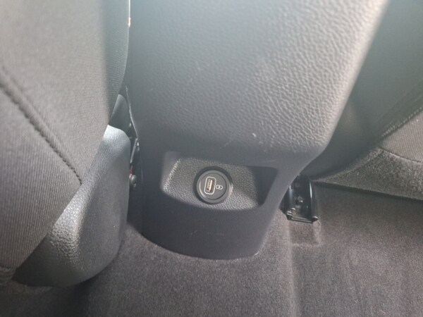 Used Kia Stonic 2021 for sale - 76301877: Photo 12