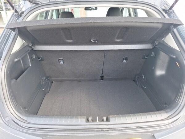Used Kia Stonic 2021 for sale - 76301877: Photo 8