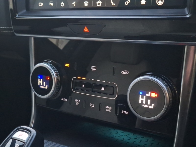 Used Jaguar XE 2019 for sale - 77644983: Photo 14