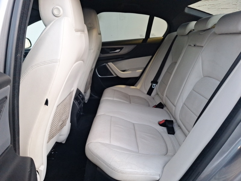 Used Jaguar XE 2019 for sale - 77644983: Photo 6