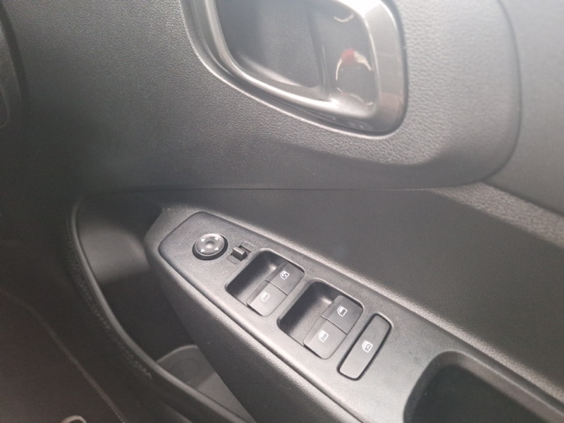 Used Hyundai i10 2024 for sale - 76392859: Photo 19