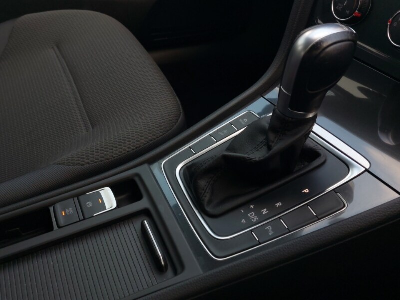 Used Volkswagen Golf 2018 for sale - 77503070: Photo 14