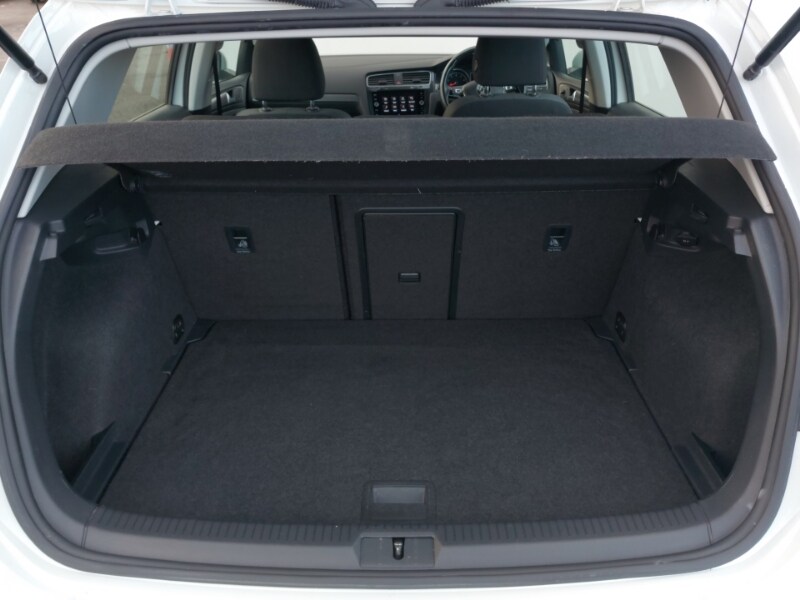 Used Volkswagen Golf 2018 for sale - 77503070: Photo 8