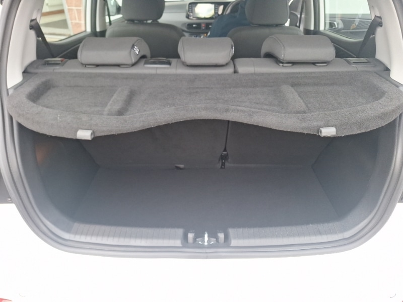 Used Hyundai i10 2024 for sale - 76121028: Photo 8