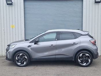 Used Renault Captur 2024 for sale - 79440048: Photo