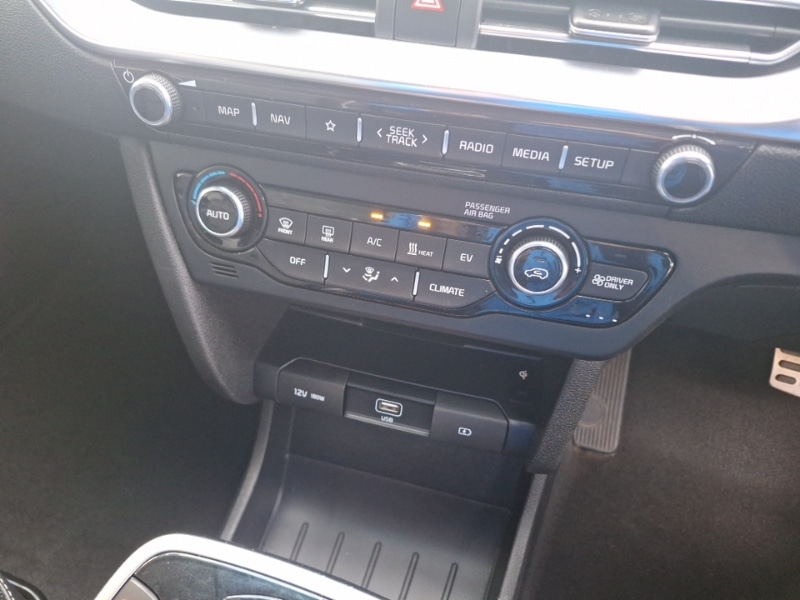 Used Kia Niro 2021 for sale - 76932372: Photo 12