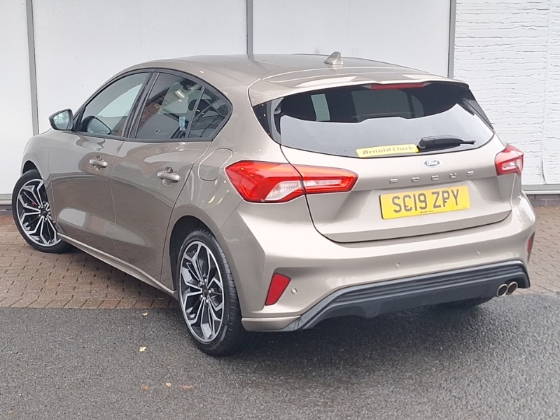 Used Ford Focus 2019 for sale - 76450859: Photo 3