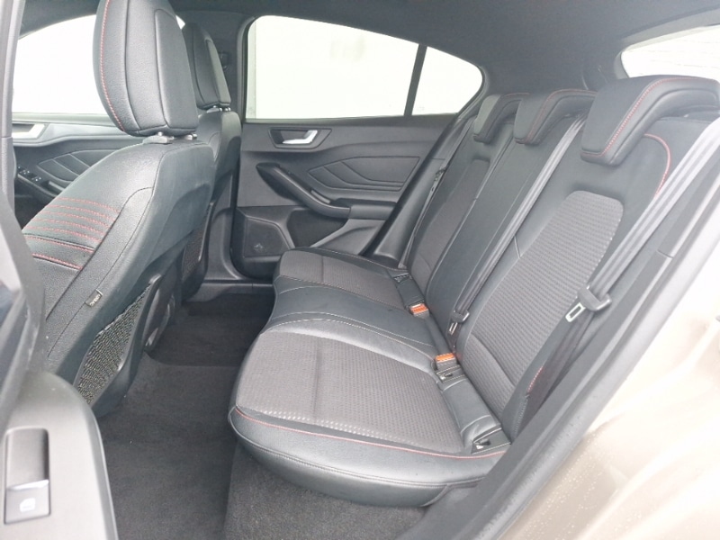 Used Ford Focus 2019 for sale - 76450859: Photo 6