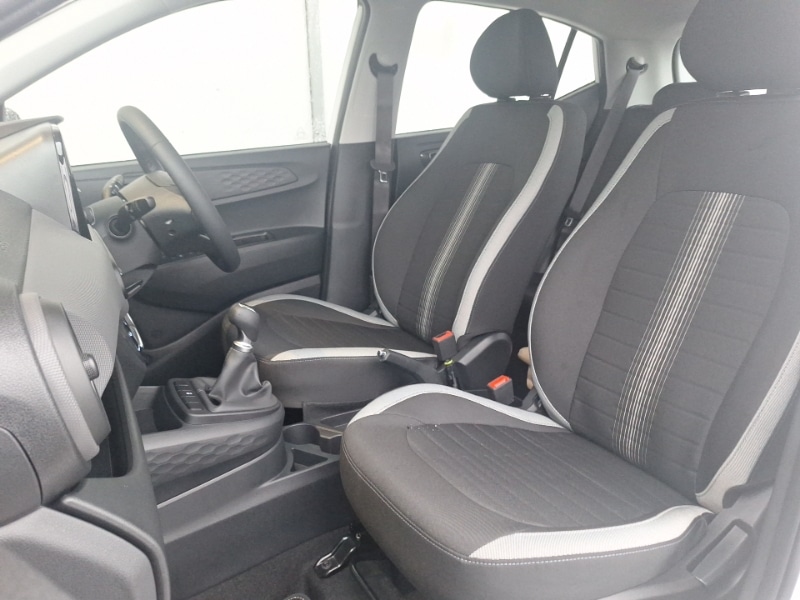 Used Hyundai i10 2025 for sale - 77118949: Photo 5