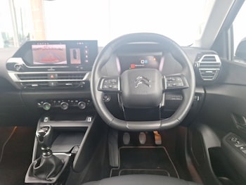 Used Citroen C4 2023 for sale - 76464939: Photo