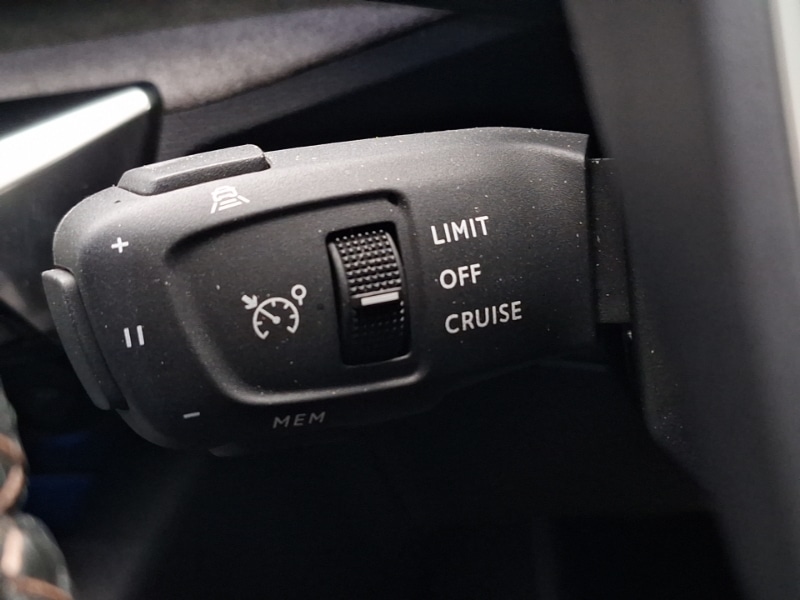 Used Peugeot 5008 2023 for sale - 77168856: Photo 15