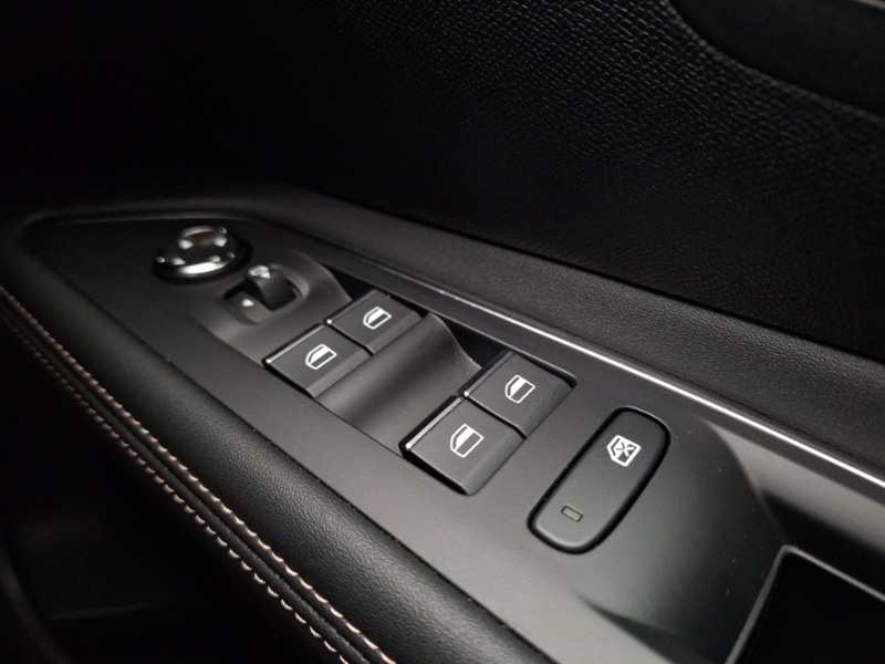 Used Peugeot 5008 2023 for sale - 77168856: Photo 18