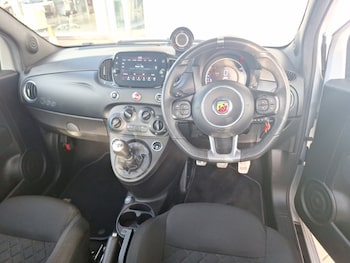 Used Abarth 595 2022 for sale - 77992568: Photo