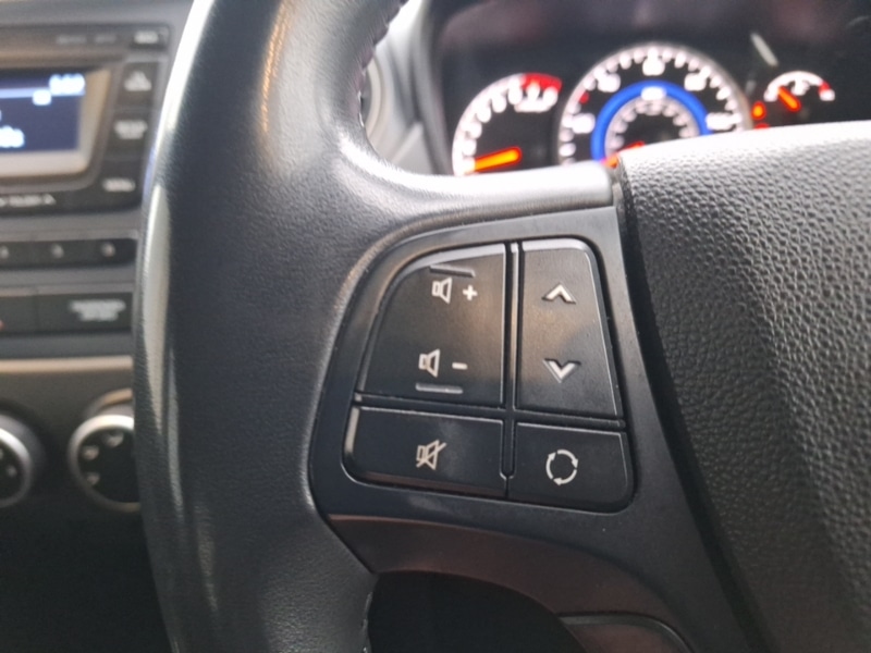 Used Hyundai i10 2018 for sale - 77329769: Photo 16