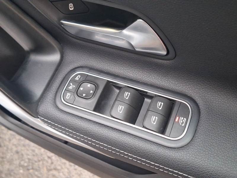 Used Mercedes-Benz A-Class 2018 for sale - 76566884: Photo 12