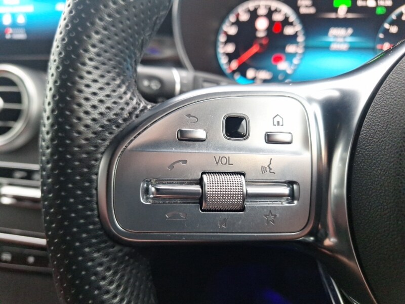 Used Mercedes-Benz GLC 2022 for sale - 77352302: Photo 18